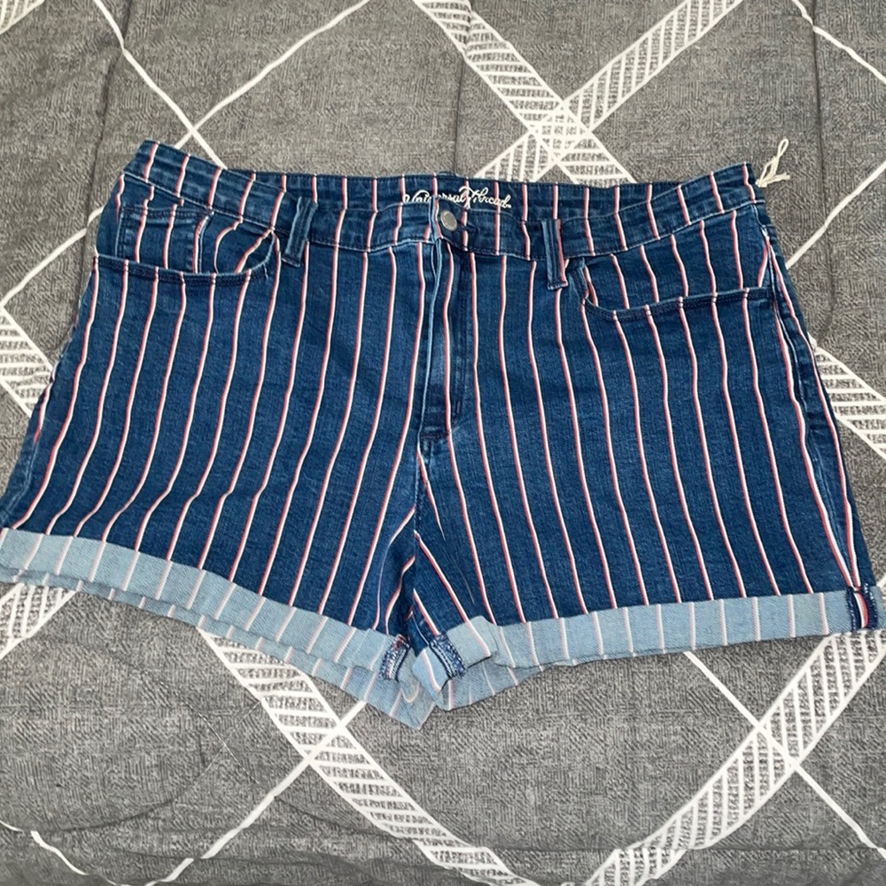 Universal Thread Jean Short women’s plus 18